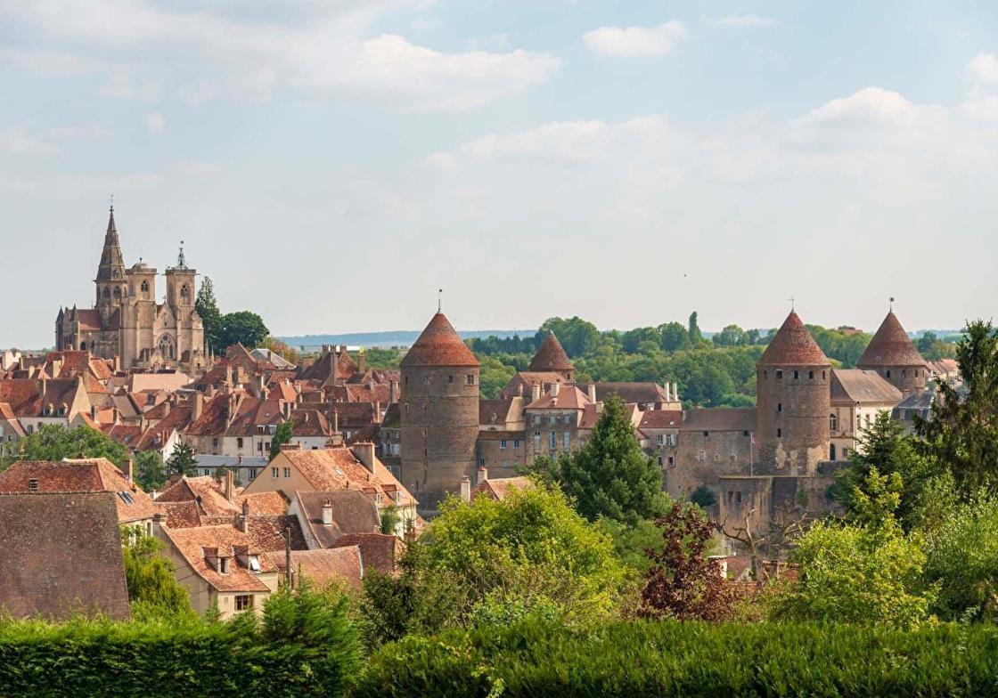 Maisonnette De Ville Au Calme Cosne-Cours-Sur-Loire Экстерьер фото